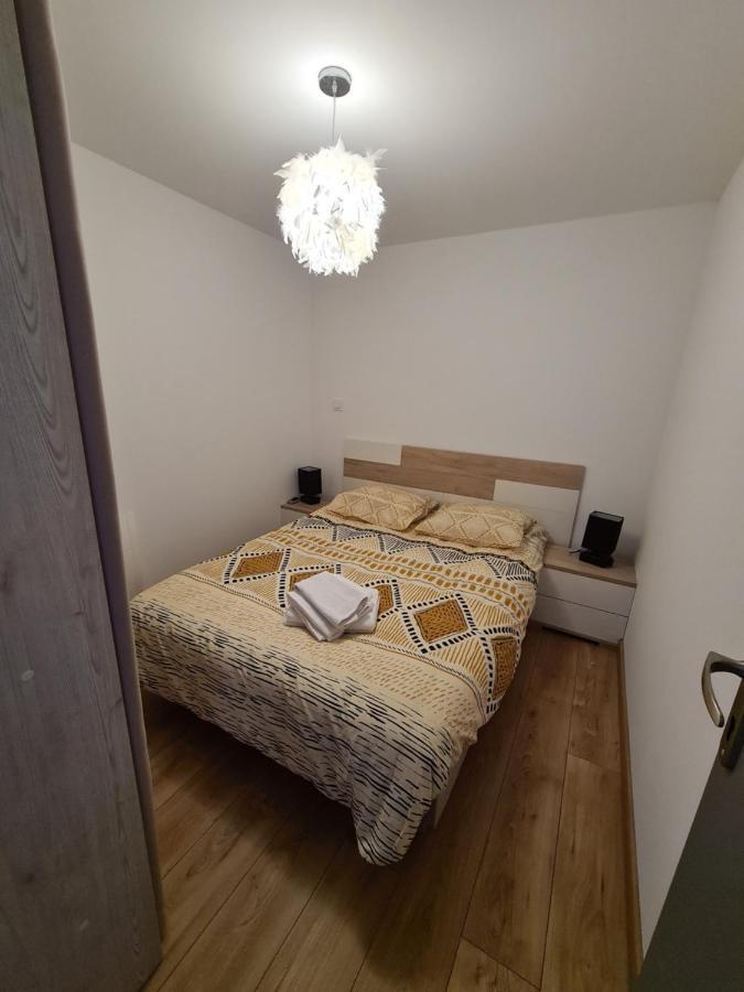 Appartement Le Cosy 3 Etoiles Саягуз Екстериор снимка